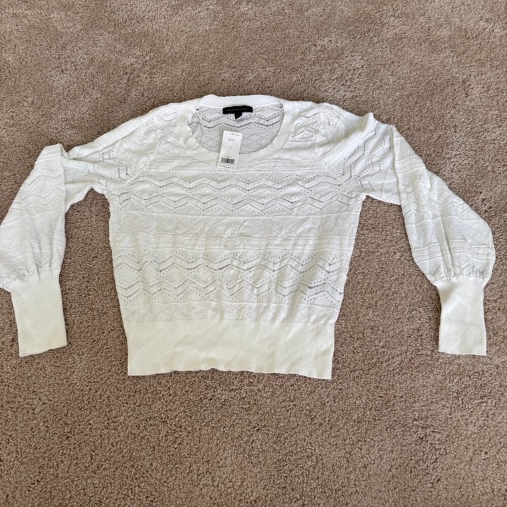 White Banana Republic Sweater